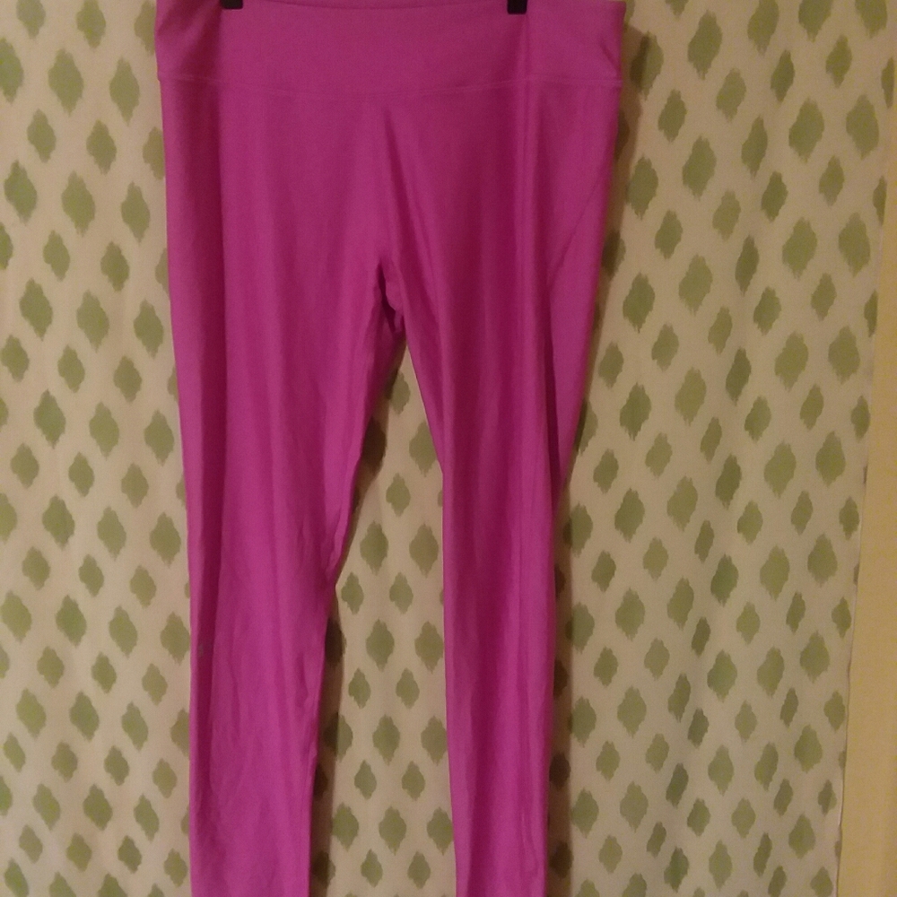 EUC! Size xl under armour compression leggings!